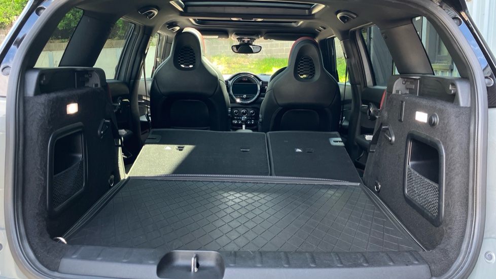 MINI Clubman 2.0 John Cooper Works ALL4 6dr Auto Petrol Estate - Image 50