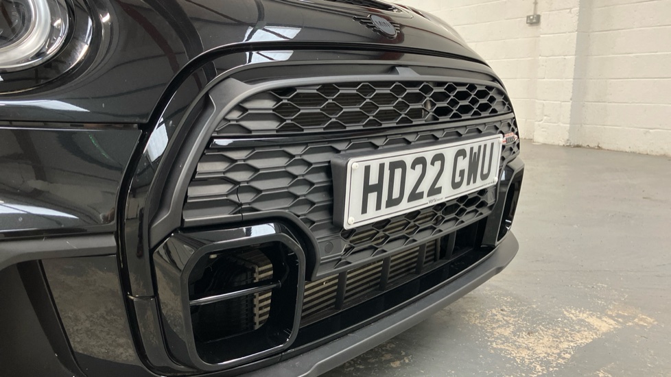 MINI Hatchback 2.0 Cooper S Sport 5dr Auto [Comfort/Nav Pack] Petrol Hatchback - Image 27