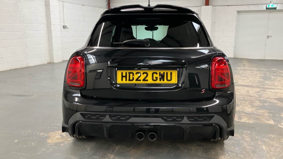 MINI Hatchback 2.0 Cooper S Sport 5dr Auto [Comfort/Nav Pack] Petrol Hatchback - Image 39