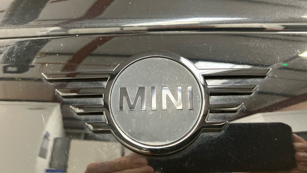 MINI Hatchback 2.0 Cooper S Sport 5dr Auto [Comfort/Nav Pack] Petrol Hatchback - Image 74