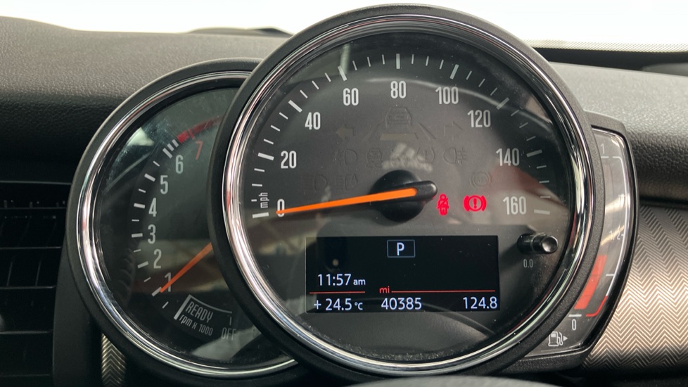 MINI Hatchback 1.5 Cooper Exclusive II 3dr Auto Petrol Hatchback - Image 9