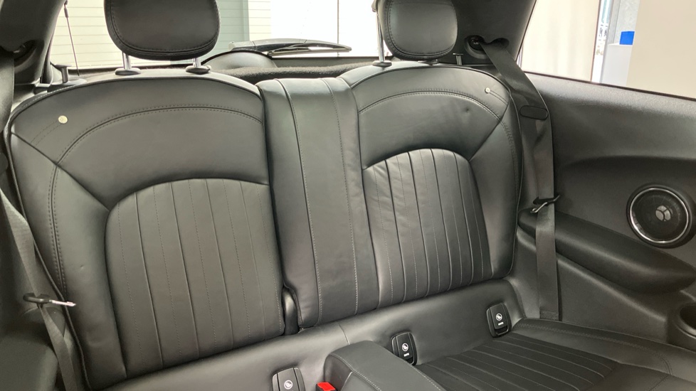 MINI Hatchback 1.5 Cooper Exclusive II 3dr Auto Petrol Hatchback - Image 12