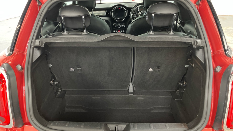 MINI Hatchback 1.5 Cooper Exclusive II 3dr Auto Petrol Hatchback - Image 13