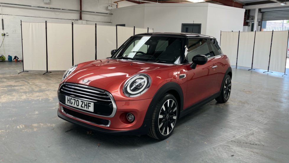 MINI Hatchback 1.5 Cooper Exclusive II 3dr Auto Petrol Hatchback - Image 33
