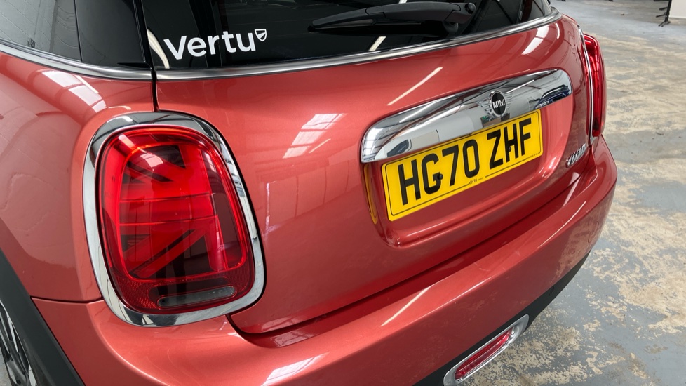 MINI Hatchback 1.5 Cooper Exclusive II 3dr Auto Petrol Hatchback - Image 38