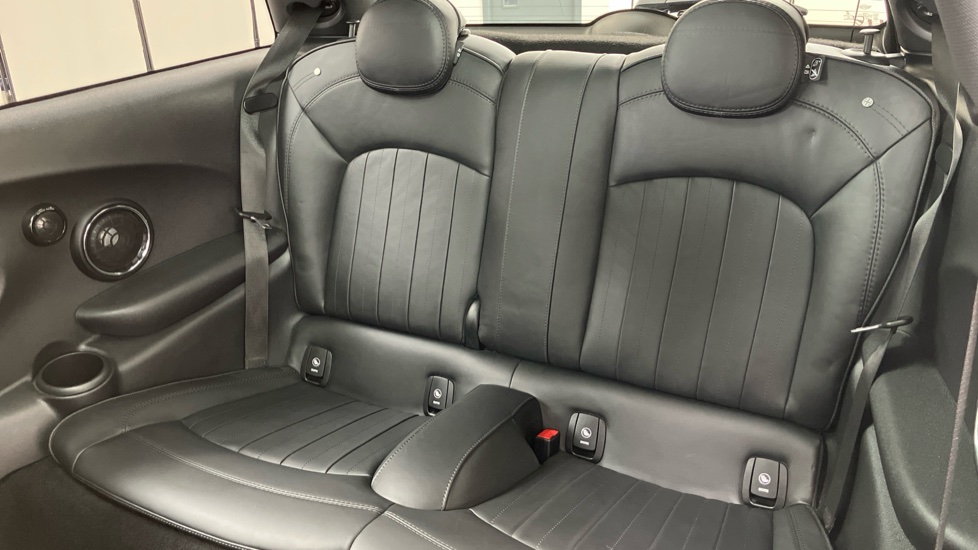 MINI Hatchback 1.5 Cooper Exclusive II 3dr Auto Petrol Hatchback - Image 48