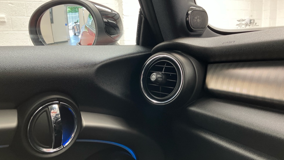 MINI Hatchback 1.5 Cooper Exclusive II 3dr Auto Petrol Hatchback - Image 59