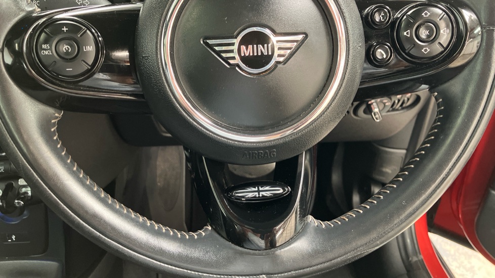 MINI Hatchback 1.5 Cooper Exclusive II 3dr Auto Petrol Hatchback - Image 63