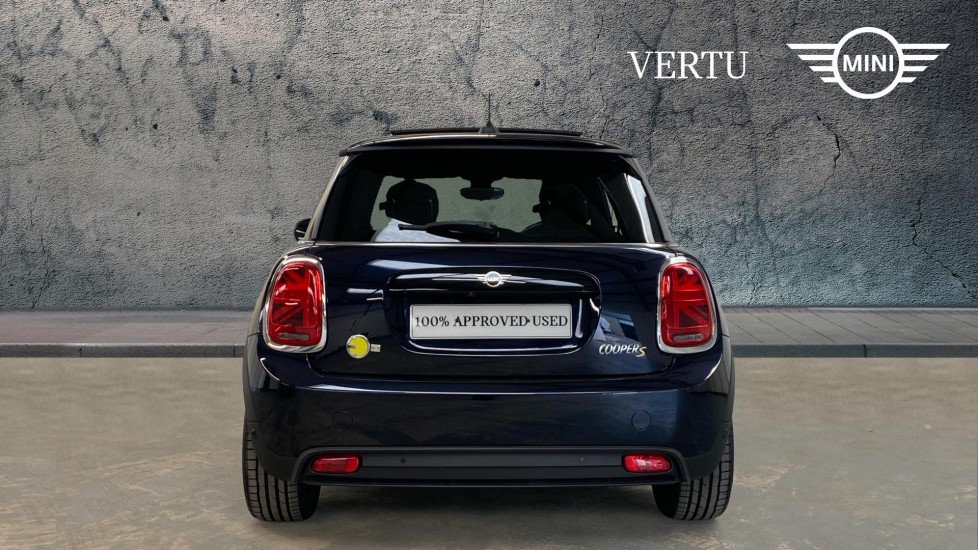 MINI Hatchback 135kW Cooper S Level 3 33kWh 3dr Auto Electric Hatchback - Image 15