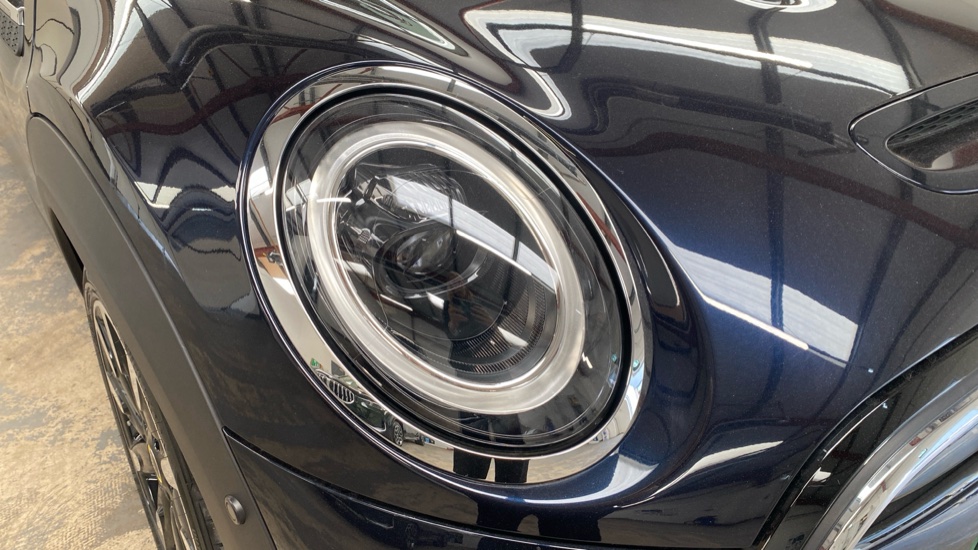 MINI Hatchback 135kW Cooper S Level 3 33kWh 3dr Auto Electric Hatchback - Image 23