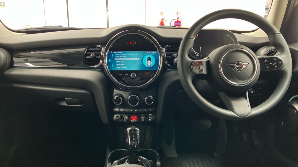 MINI Hatchback 1.5 Cooper Classic Premium Plus 5dr Auto Petrol Hatchback - Image 4