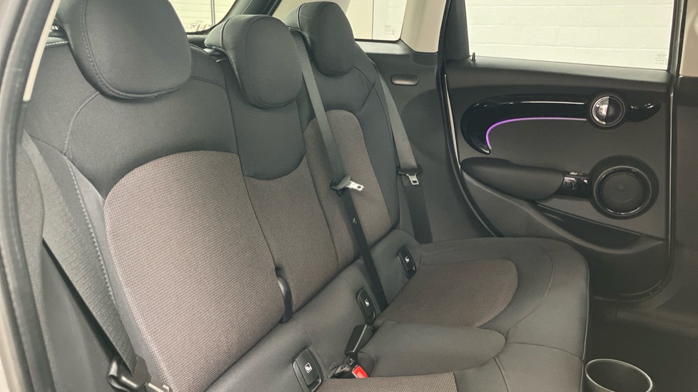 MINI Hatchback 1.5 Cooper Classic Premium Plus 5dr Auto Petrol Hatchback - Image 40