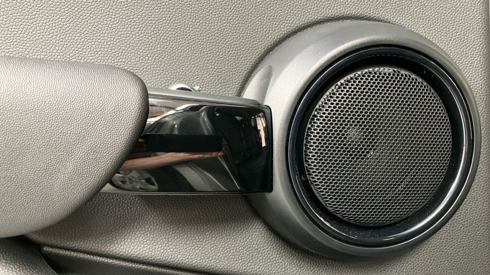 MINI Hatchback 1.5 Cooper Classic Premium Plus 5dr Auto Petrol Hatchback - Image 41