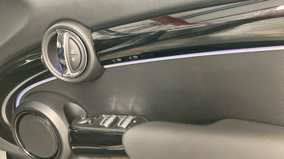 MINI Hatchback 1.5 Cooper Classic Premium Plus 5dr Auto Petrol Hatchback - Image 49