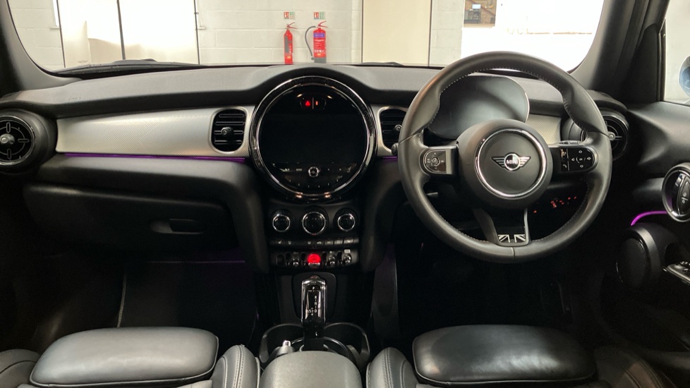 MINI Hatchback 1.5 Cooper Exclusive Premium 5dr Auto Petrol Hatchback - Image 4