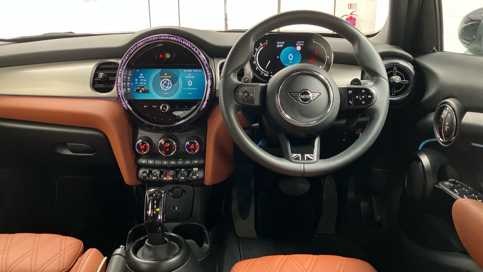 MINI Hatchback 2.0 Cooper S Exclusive Premium 5dr Auto Petrol Hatchback - Image 5