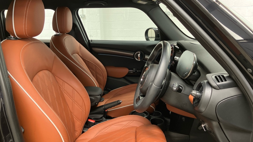 MINI Hatchback 2.0 Cooper S Exclusive Premium 5dr Auto Petrol Hatchback - Image 11