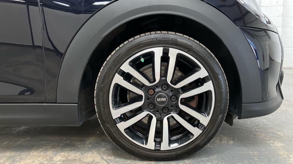 MINI Hatchback 2.0 Cooper S Exclusive Premium 5dr Auto Petrol Hatchback - Image 14