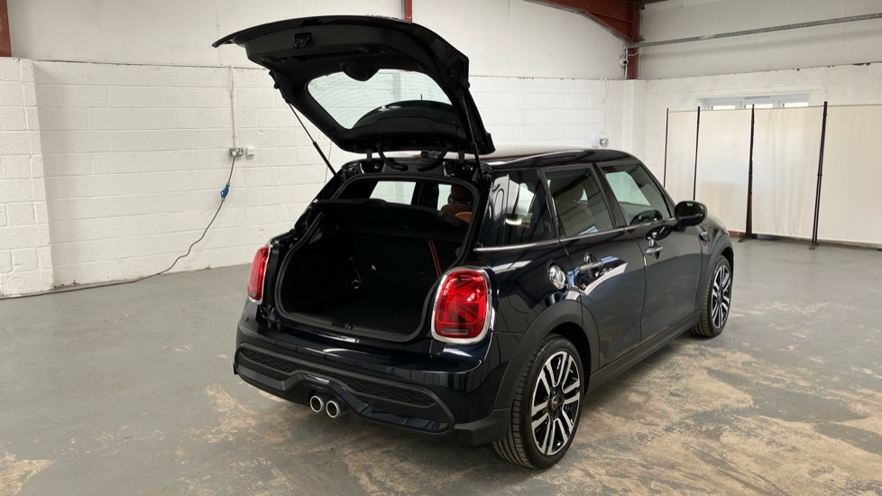 MINI Hatchback 2.0 Cooper S Exclusive Premium 5dr Auto Petrol Hatchback - Image 38