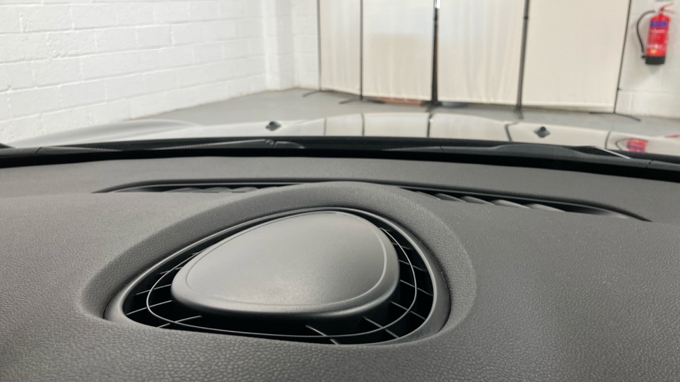 MINI Hatchback 2.0 Cooper S Exclusive Premium 5dr Auto Petrol Hatchback - Image 53