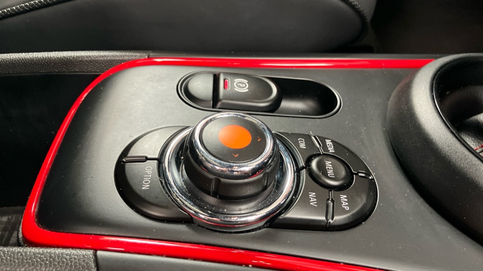 MINI Countryman 2.0 [306] John Cooper Works ALL4 5dr Auto Petrol Hatchback - Image 19