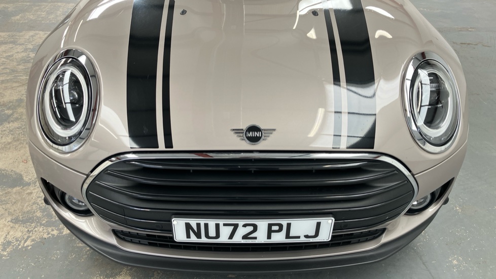 MINI Clubman 1.5 Cooper Exclusive 6dr Auto Petrol Estate - Image 30
