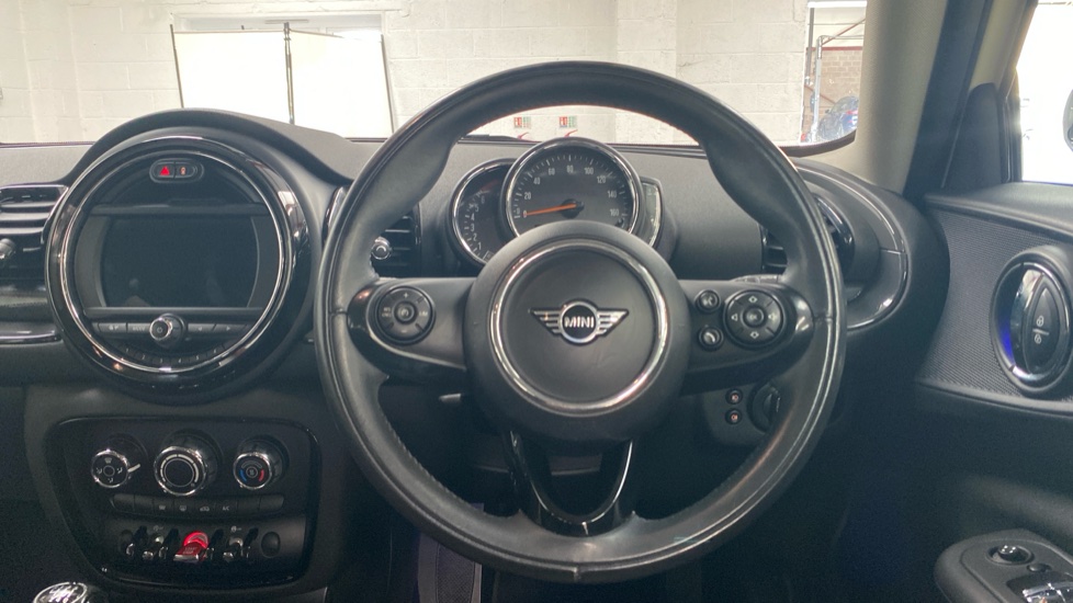 MINI Clubman 1.5 Cooper Classic 6dr Auto [Comfort Pack] Petrol Estate - Image 5