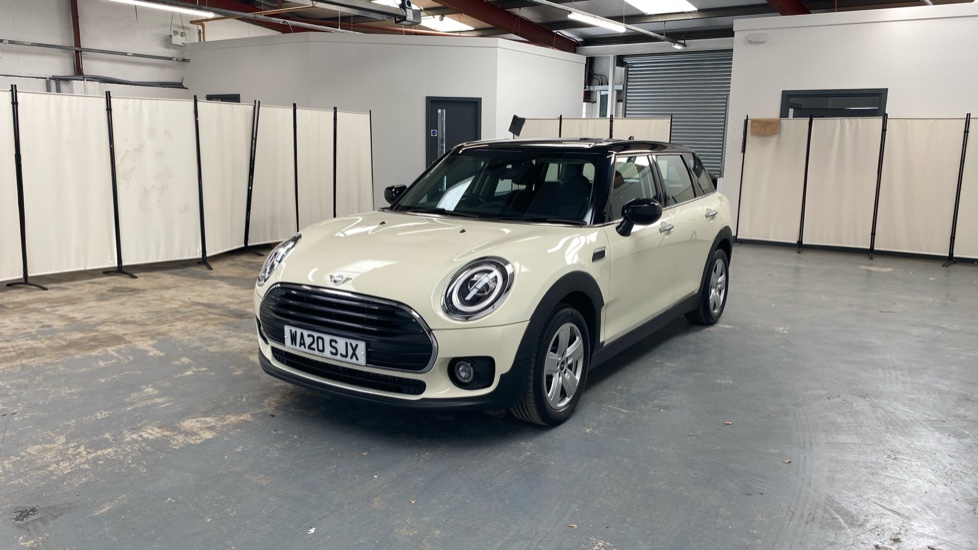 MINI Clubman 1.5 Cooper Classic 6dr Auto [Comfort Pack] Petrol Estate - Image 27
