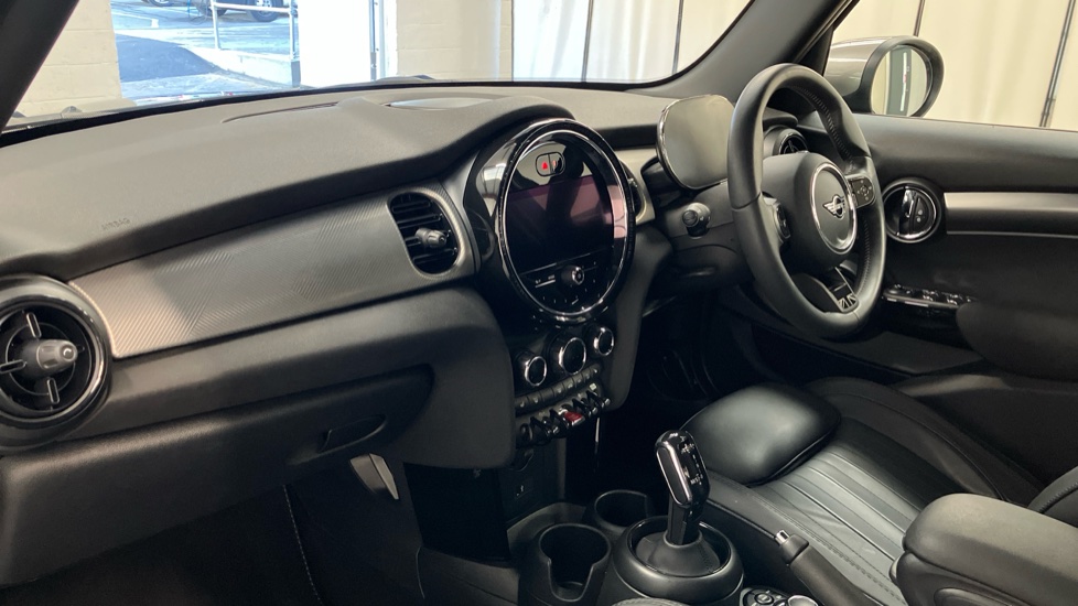MINI Hatchback 1.5 Cooper Exclusive Premium 5dr Auto Petrol Hatchback - Image 7