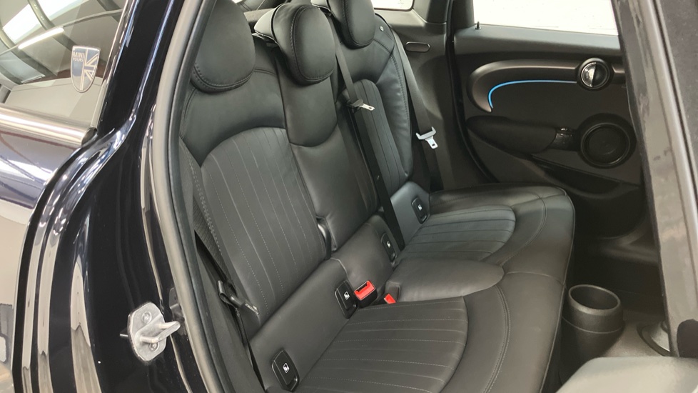MINI Hatchback 1.5 Cooper Exclusive Premium 5dr Auto Petrol Hatchback - Image 12