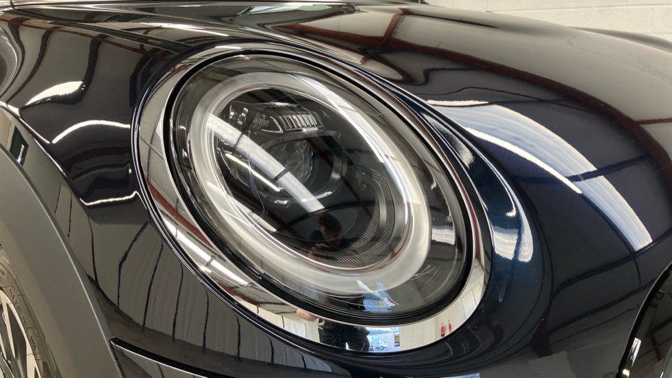 MINI Hatchback 1.5 Cooper Exclusive Premium 5dr Auto Petrol Hatchback - Image 23
