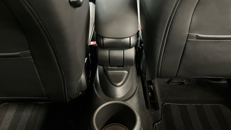 MINI Hatchback 1.5 Cooper Exclusive Premium 5dr Auto Petrol Hatchback - Image 35