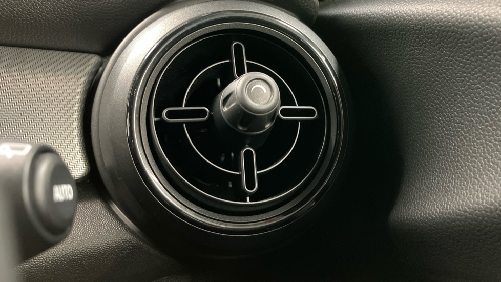 MINI Hatchback 1.5 Cooper Exclusive Premium 5dr Auto Petrol Hatchback - Image 37