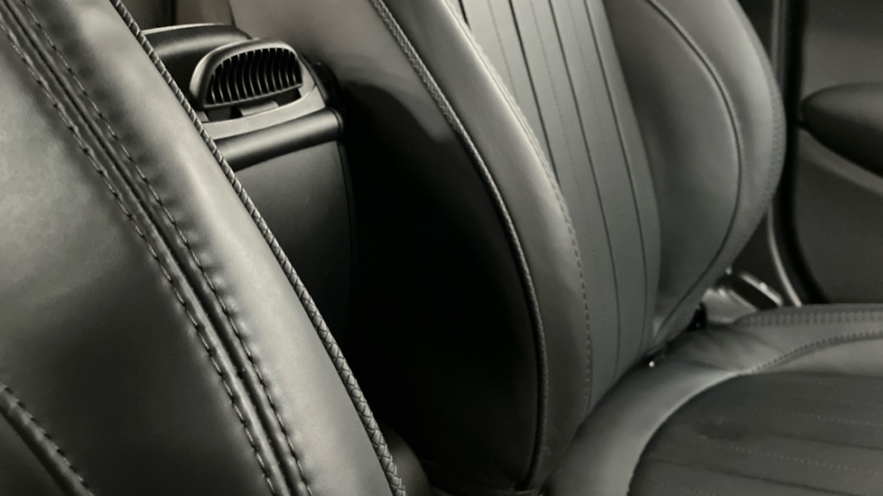 MINI Hatchback 1.5 Cooper Exclusive Premium 5dr Auto Petrol Hatchback - Image 44