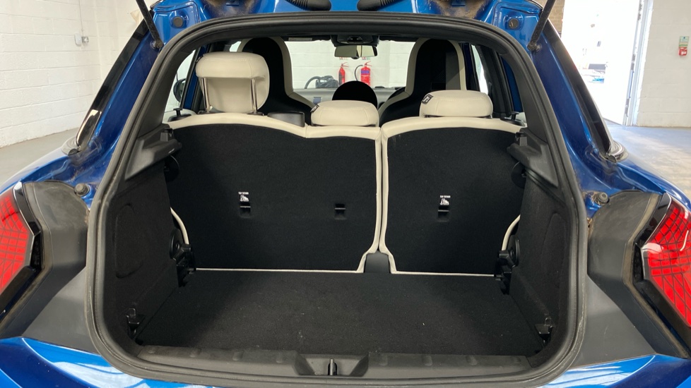 MINI Cooper 2.0 S Exclusive 5dr Auto Petrol Hatchback - Image 25