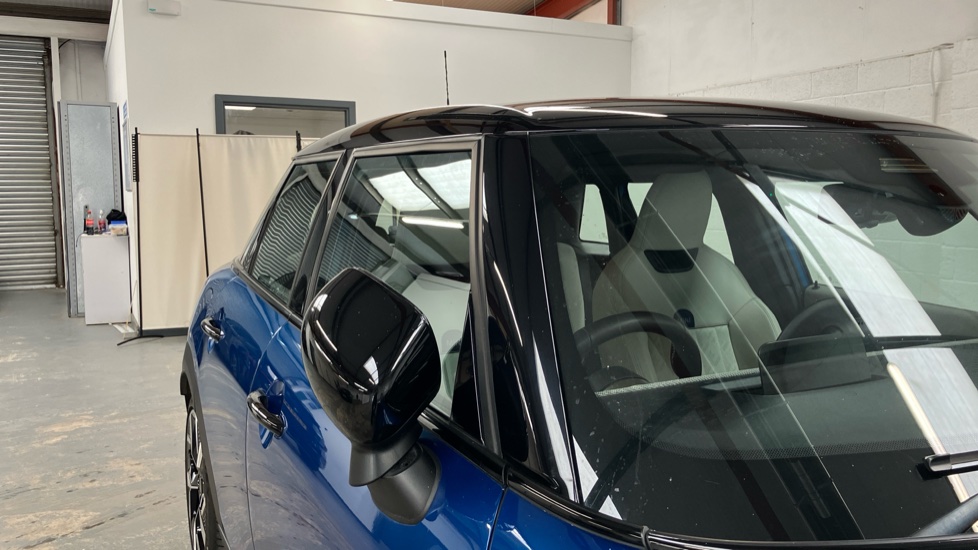 MINI Cooper 2.0 S Exclusive 5dr Auto Petrol Hatchback - Image 58