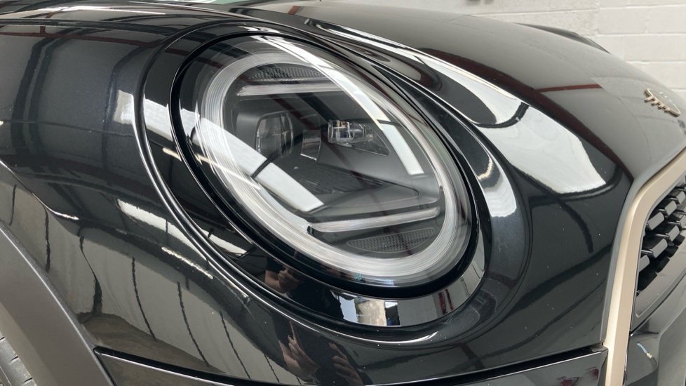 MINI Cooper 2.0 S Exclusive 3dr Auto Petrol Hatchback - Image 23
