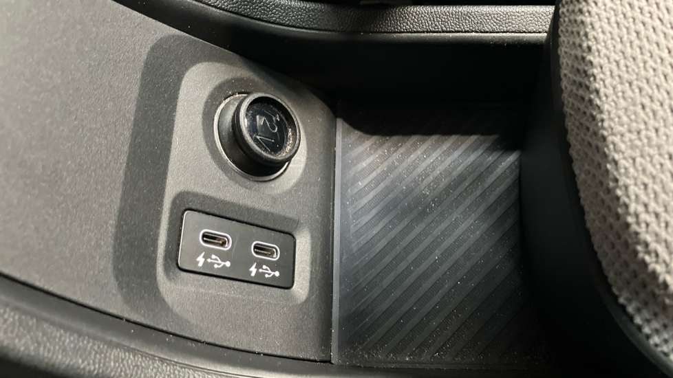 MINI Cooper 2.0 S Exclusive 3dr Auto Petrol Hatchback - Image 44