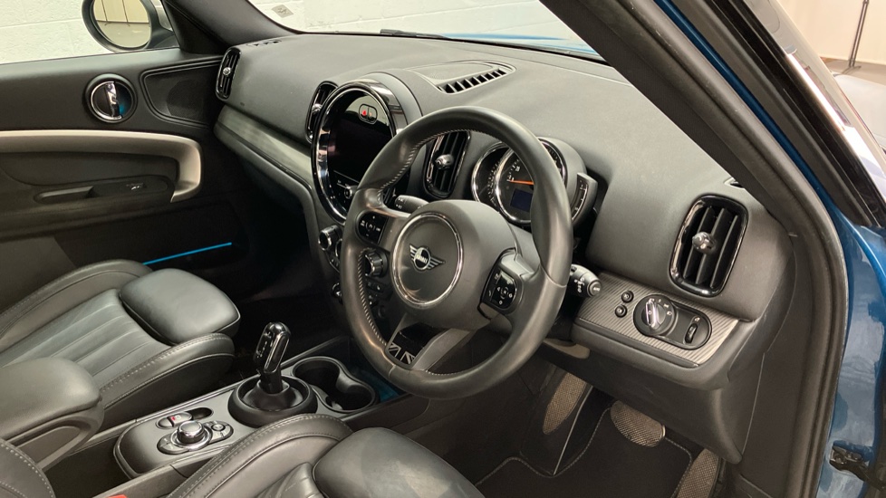 MINI Countryman 1.5 Cooper Exclusive ALL4 5dr Auto [Com/Nav+ Pack] Petrol Hatchback - Image 6