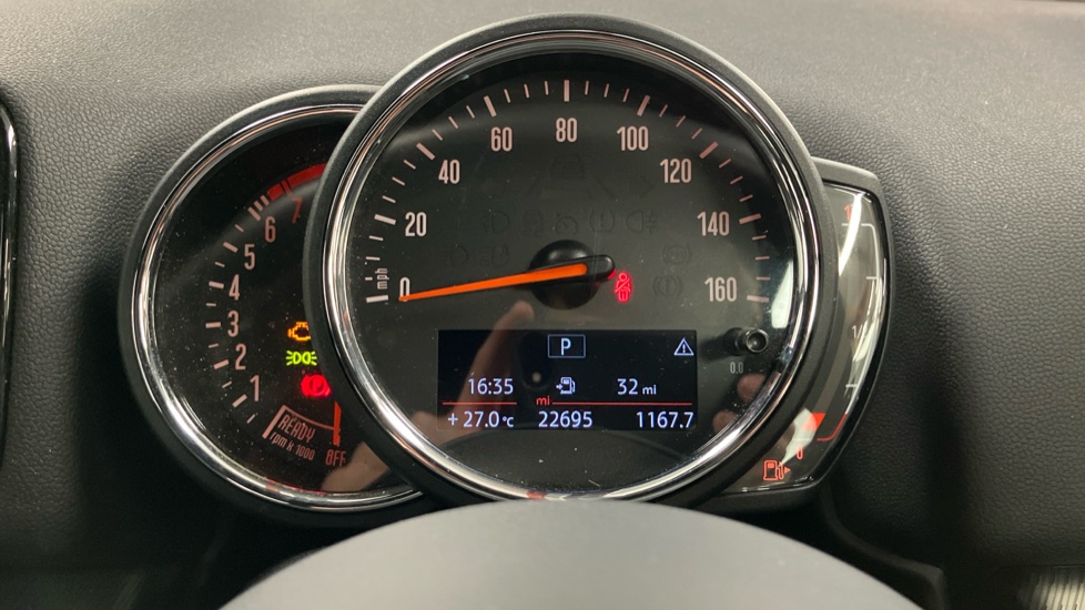 MINI Countryman 1.5 Cooper Exclusive ALL4 5dr Auto [Com/Nav+ Pack] Petrol Hatchback - Image 9