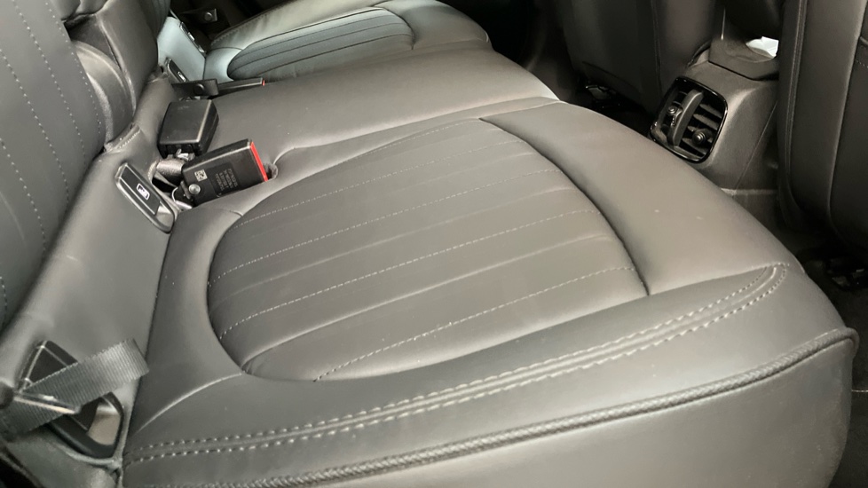 MINI Countryman 1.5 Cooper Exclusive ALL4 5dr Auto [Com/Nav+ Pack] Petrol Hatchback - Image 34