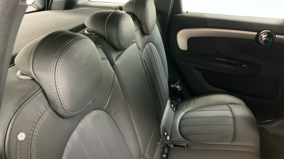 MINI Countryman 1.5 Cooper Exclusive ALL4 5dr Auto [Com/Nav+ Pack] Petrol Hatchback - Image 35