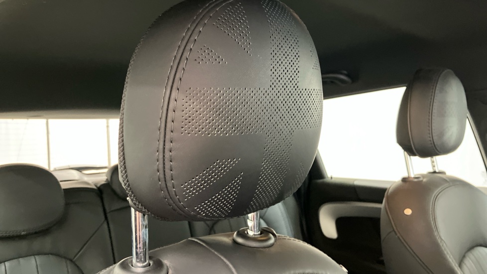 MINI Countryman 1.5 Cooper Exclusive ALL4 5dr Auto [Com/Nav+ Pack] Petrol Hatchback - Image 41