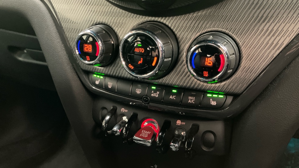 MINI Countryman 1.5 Cooper Exclusive ALL4 5dr Auto [Com/Nav+ Pack] Petrol Hatchback - Image 49