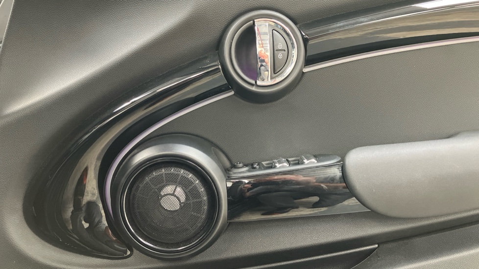 MINI Convertible 2.0 Cooper S Sport 2dr Auto Petrol Convertible - Image 20