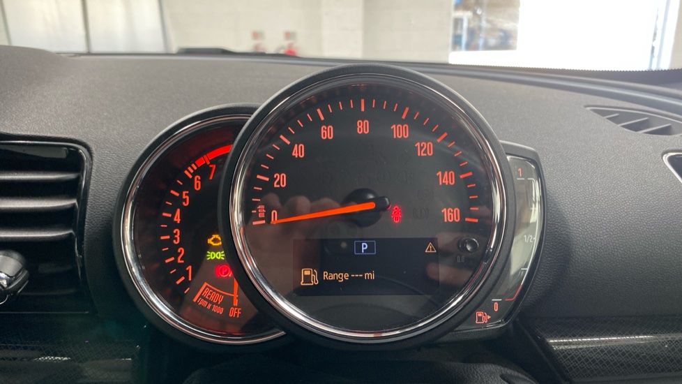 MINI Clubman 2.0 Cooper S Exclusive 6dr [Comfort/Nav+ Pack] Petrol Estate - Image 9