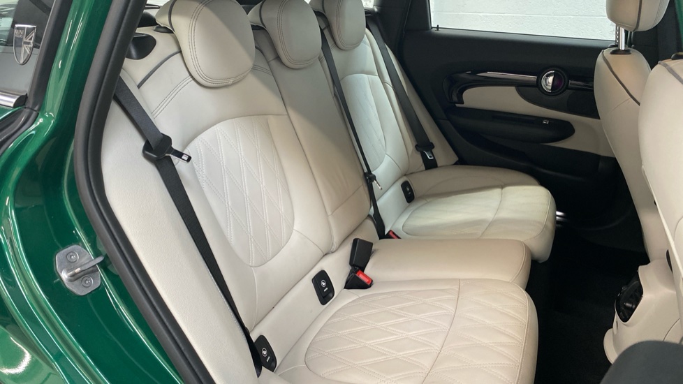 MINI Clubman 2.0 Cooper S Exclusive 6dr [Comfort/Nav+ Pack] Petrol Estate - Image 12