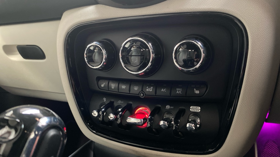 MINI Clubman 2.0 Cooper S Exclusive 6dr [Comfort/Nav+ Pack] Petrol Estate - Image 42