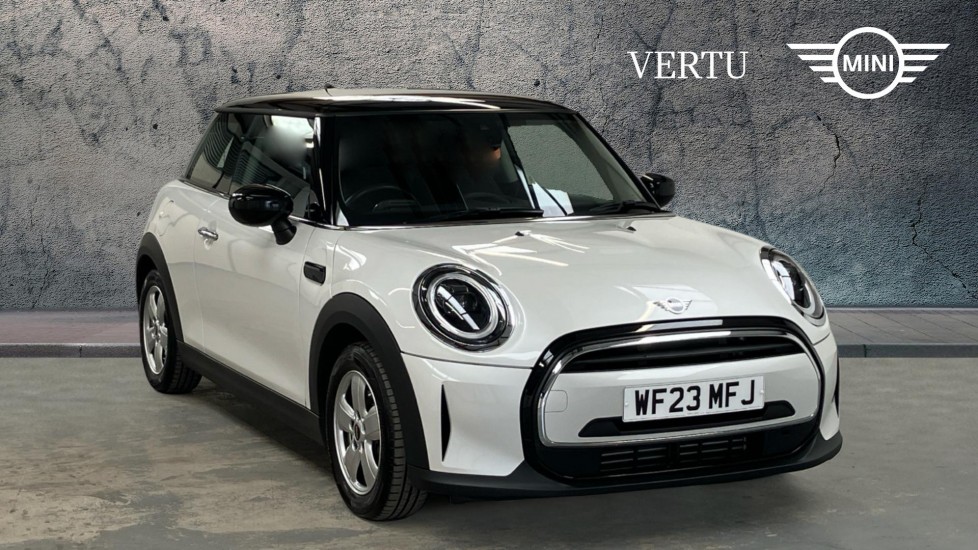 MINI Hatchback 1.5 Cooper Classic 3dr Auto [Comfort/Nav Pack] Petrol Hatchback - Image 1