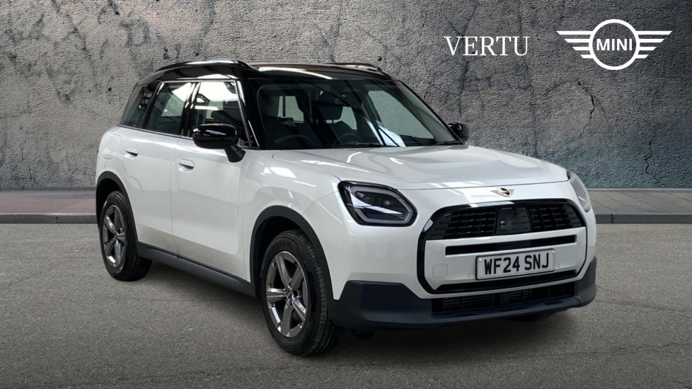 MINI Countryman 1.5 C Classic 5dr Auto Petrol Hatchback - Image 1